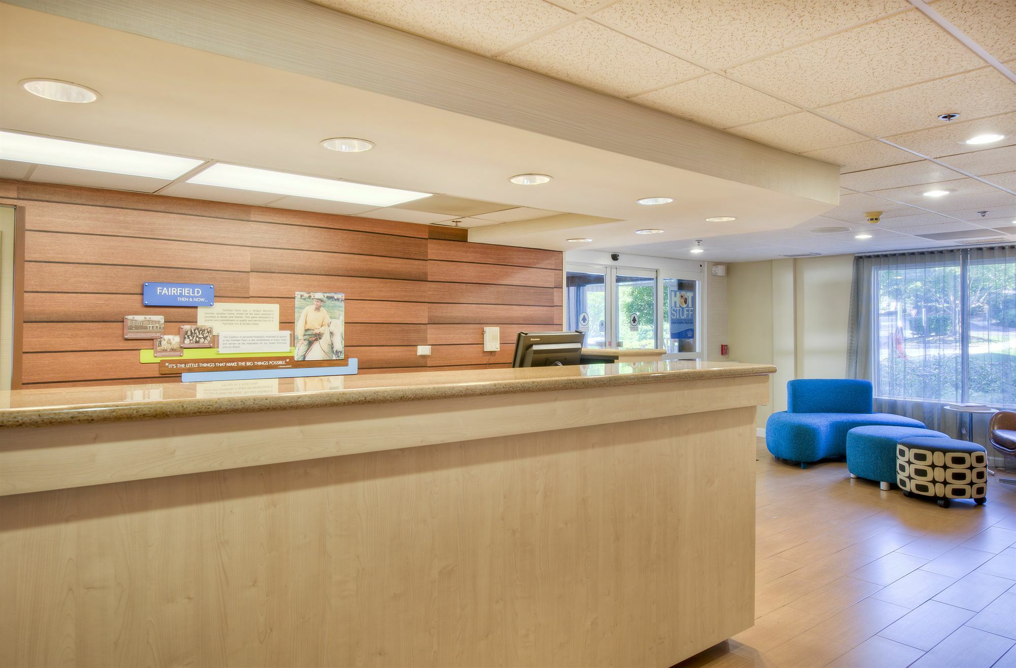 Fairfield Inn & Suites Raleigh Crabtree Valley Екстериор снимка